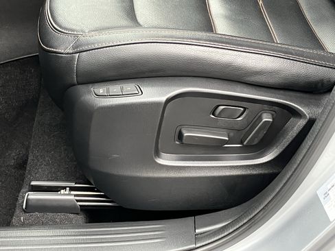 Used 2022 MAZDA CX-5 AWD 2.5 S w/ Preferred Package image 17