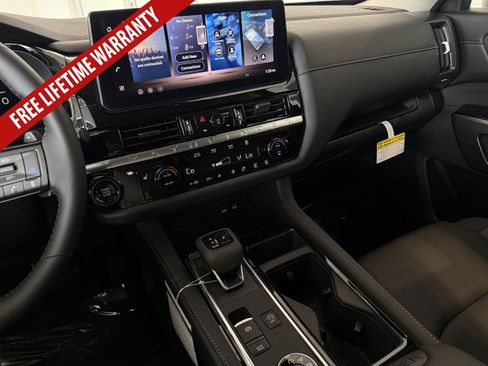 New 2026 Nissan Pathfinder SL AWD/4WD image 35