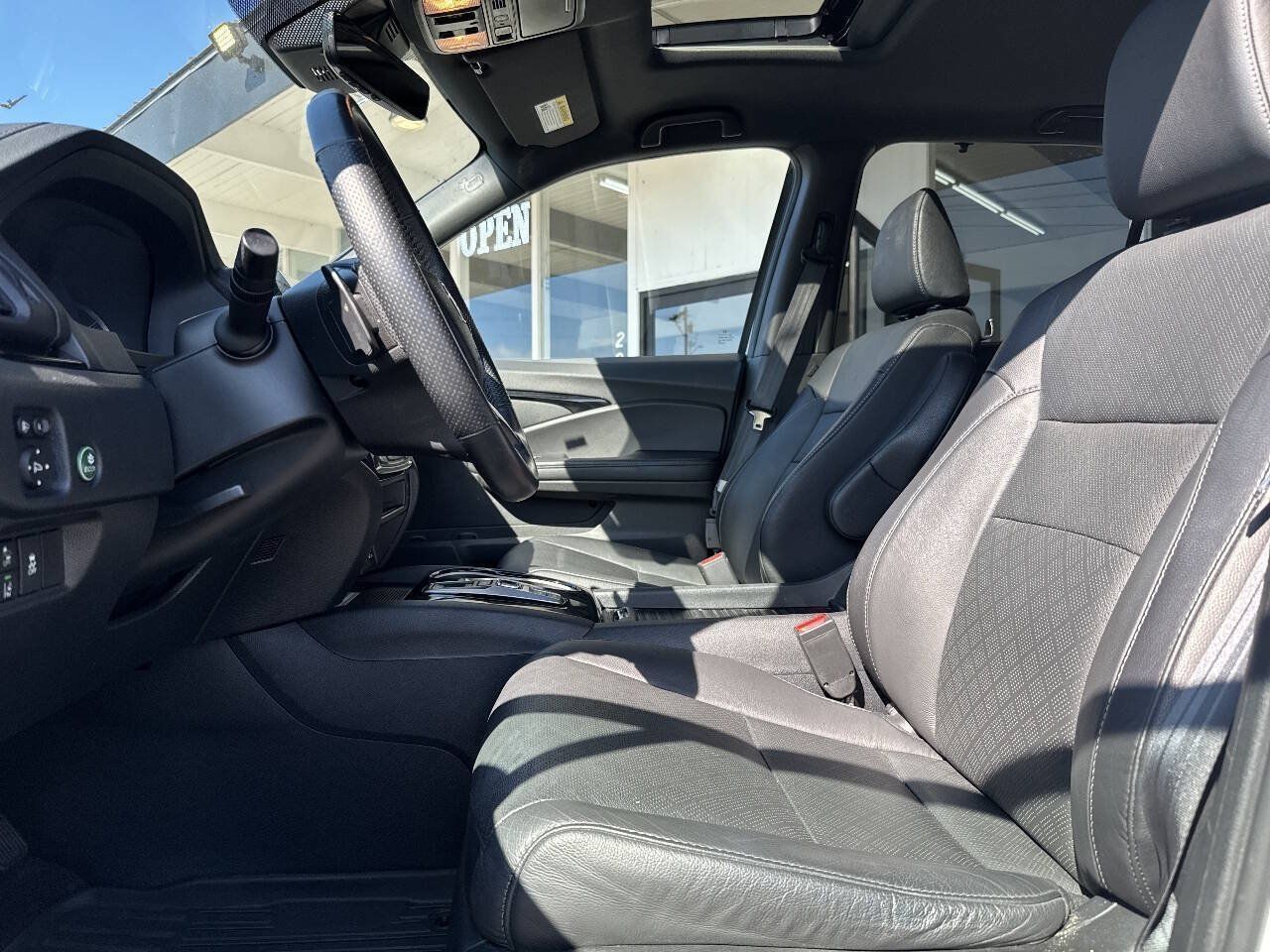 Used 2023 Honda Passport Elite image 30