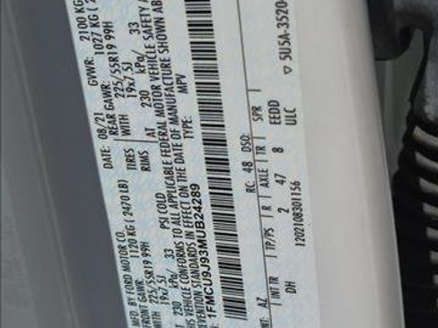 Used 2021 Ford Escape Titanium w/ Titanium Elite Package AWD/4WD image 25