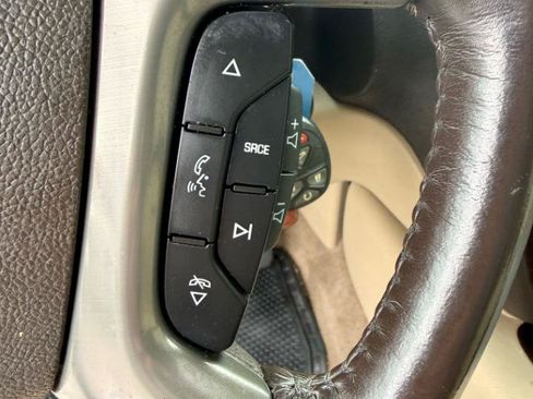 Used 2010 GMC Yukon XL Denali AWD/4WD image 20