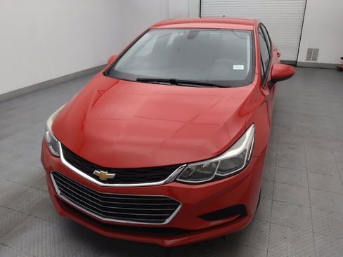 Used 2018 Chevrolet Cruze LS image 15