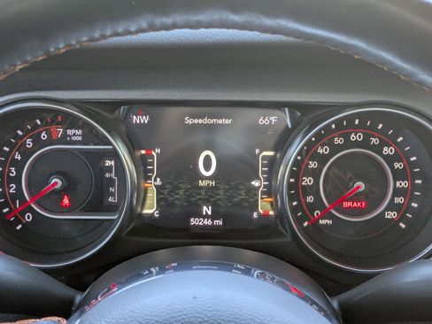 Used 2021 Jeep Gladiator Mojave image 30