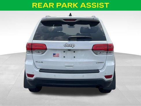Used 2018 Jeep Grand Cherokee Laredo AWD/4WD image 10