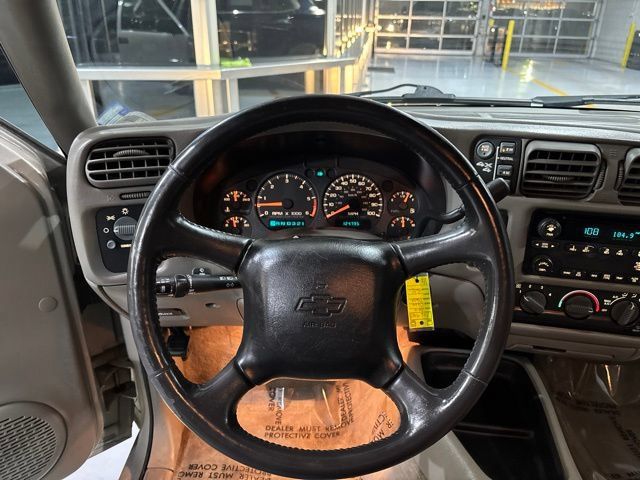 Used 2004 Chevrolet Blazer LS w/ Preferred Equipment Group AWD/4WD image 22