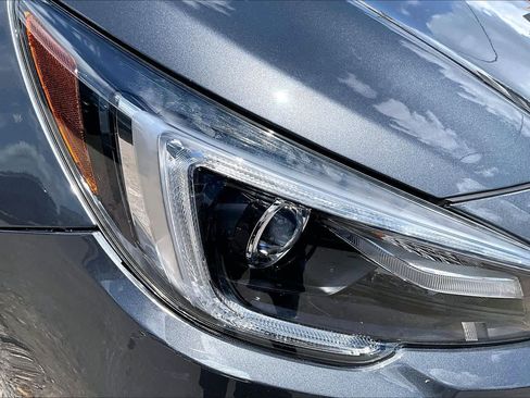 Used 2018 Subaru Outback 3.6R Limited AWD/4WD image 29