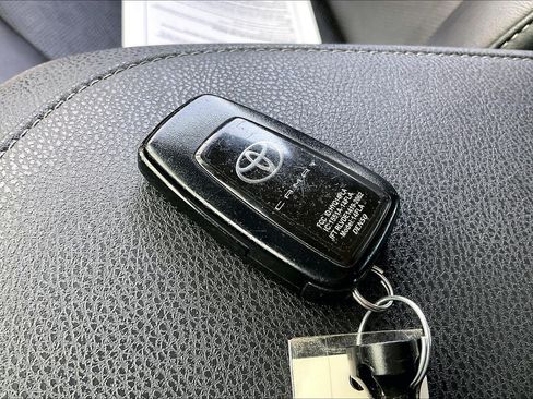 Used 2024 Toyota Camry XSE FWD image 14