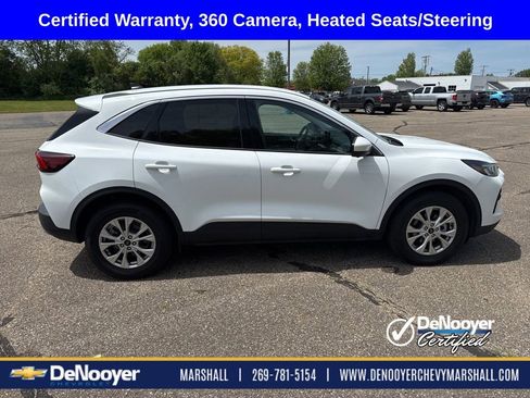 Used 2023 Ford Escape Active w/ Tech Pack #2 AWD/4WD image 6