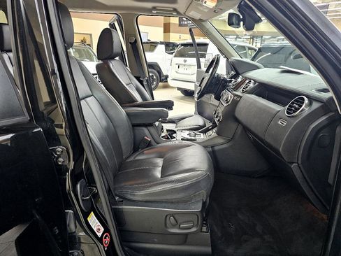 Used 2016 Land Rover LR4 HSE LUX image 20