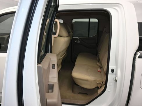 Used 2019 Nissan Frontier SV w/ Value Truck Package RWD image 27