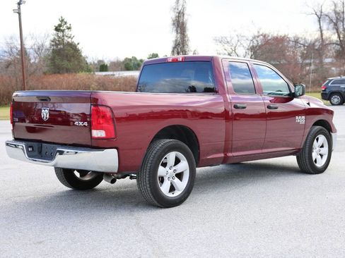 Used 2024 RAM 1500 Classic SLT image 5