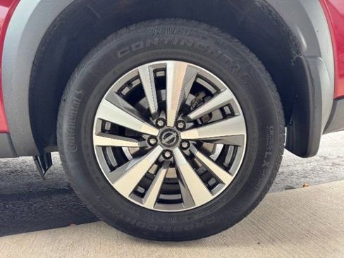 Used 2023 Nissan Pathfinder SL AWD/4WD image 41