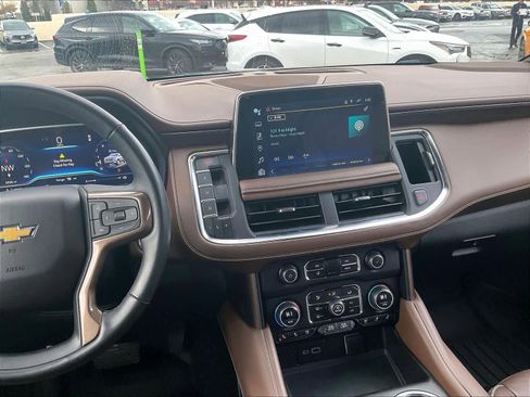 Used 2023 Chevrolet Tahoe High Country image 9