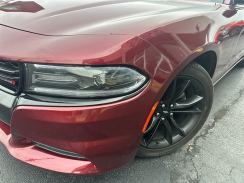 Used 2017 Dodge Charger SXT w/ Plus Group image 31