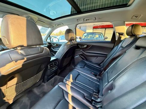 Used 2017 Audi Q7 3.0T Premium Plus AWD/4WD image 38