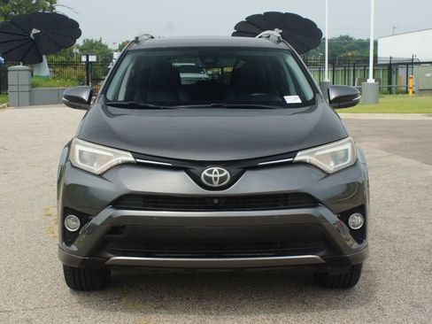 Used 2017 Toyota RAV4 Platinum w/ All Weather Liner Package AWD/4WD image 26