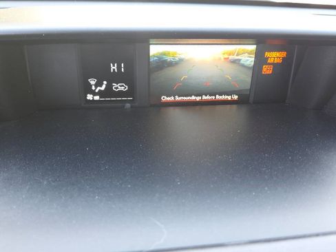 Used 2014 Subaru Forester 2.5i Limited AWD/4WD image 46