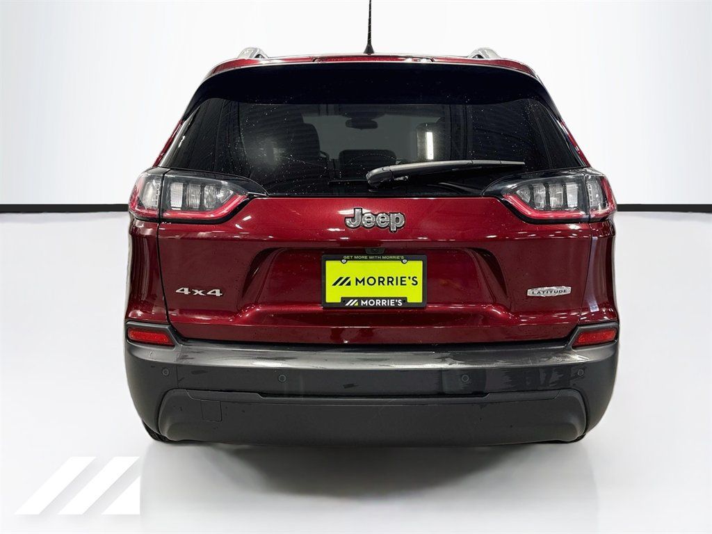 Used 2019 Jeep Cherokee Latitude Plus w/ Cold Weather Group AWD/4WD image 6