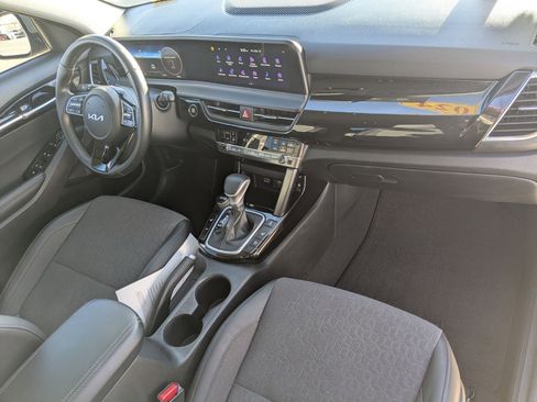 Certified 2024 Kia Seltos S image 21