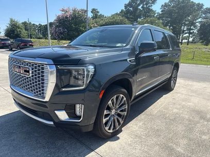 Used 2021 GMC Yukon XL Denali w/ Denali Premium Package