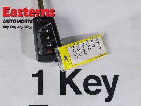 Used 2022 Toyota Corolla LE FWD image 24