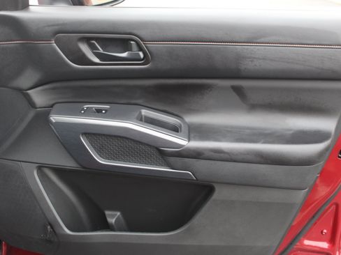 Used 2024 Nissan Pathfinder Rock Creek image 33