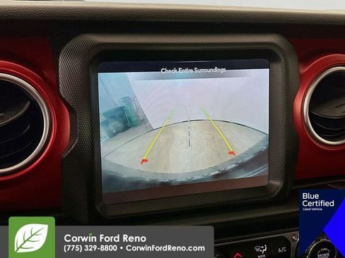 Used 2022 Jeep Wrangler Unlimited Rubicon w/ Cold Weather Group image 18