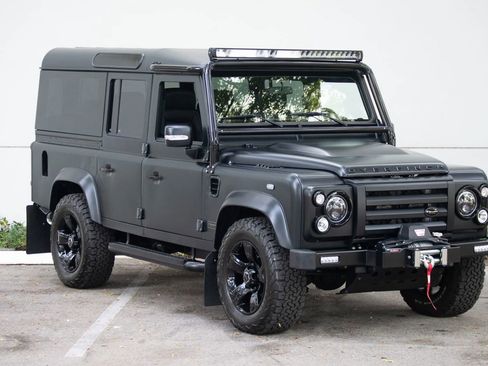 Used 1992 Land Rover Defender 110 image 23