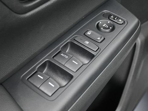 Used 2026 Honda CR-V LX image 13