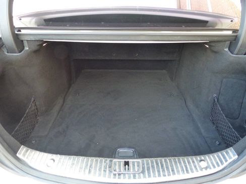 Used 2016 Mercedes-Benz S 550 4MATIC Sedan image 39