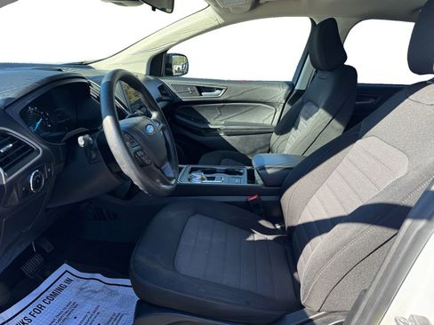 Certified 2024 Ford Edge SE w/ Black Appearance Package image 13