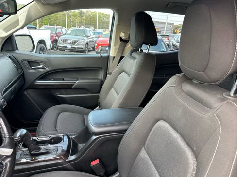 Used 2019 GMC Canyon SLE w/ Elevation Edition AWD/4WD image 8
