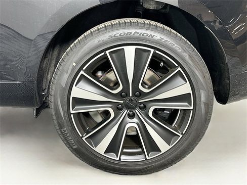 New 2026 Land Rover Range Rover SE image 28