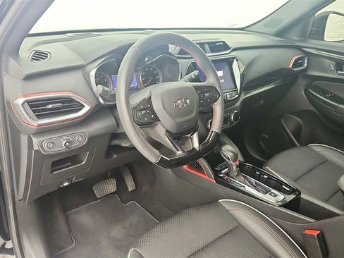 Certified 2023 Chevrolet TrailBlazer RS w/ Sun and Liftgate Package image 14