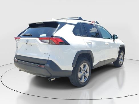 Used 2024 Toyota RAV4 XLE w/ Convenience Package FWD image 6