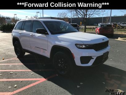 New 2025 Jeep Grand Cherokee Laredo