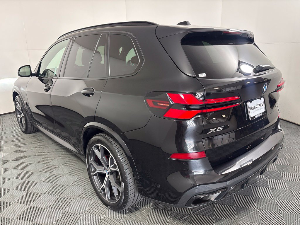 Certified 2026 BMW X5 xDrive50e w/ M Sport Package AWD/4WD image 7