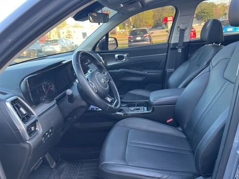 Used 2021 Kia Sorento SX image 7