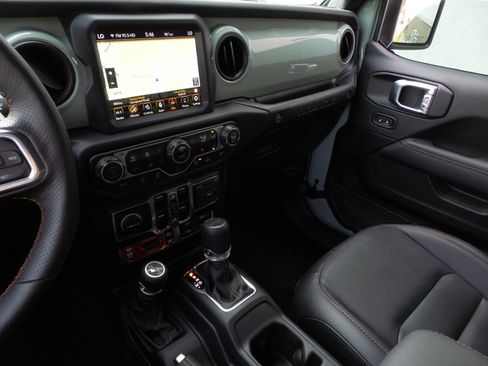 Used 2023 Jeep Wrangler Unlimited Rubicon 392 AWD/4WD image 40