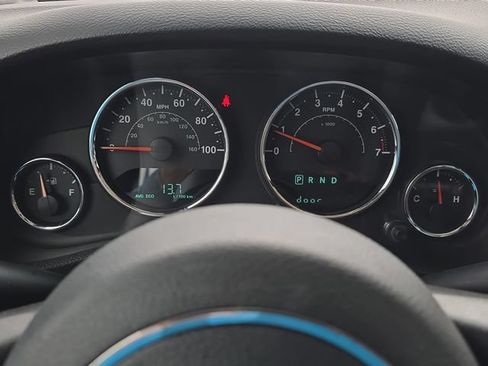 Used 2018 Jeep Wrangler Sport AWD/4WD image 19