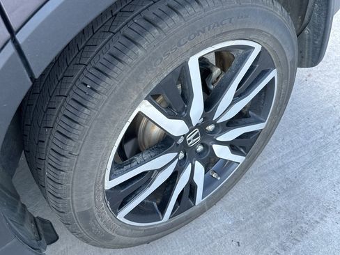 Used 2022 Honda Pilot Elite image 7