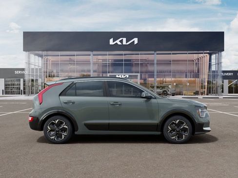 New 2026 Kia Niro Wind FWD image 7