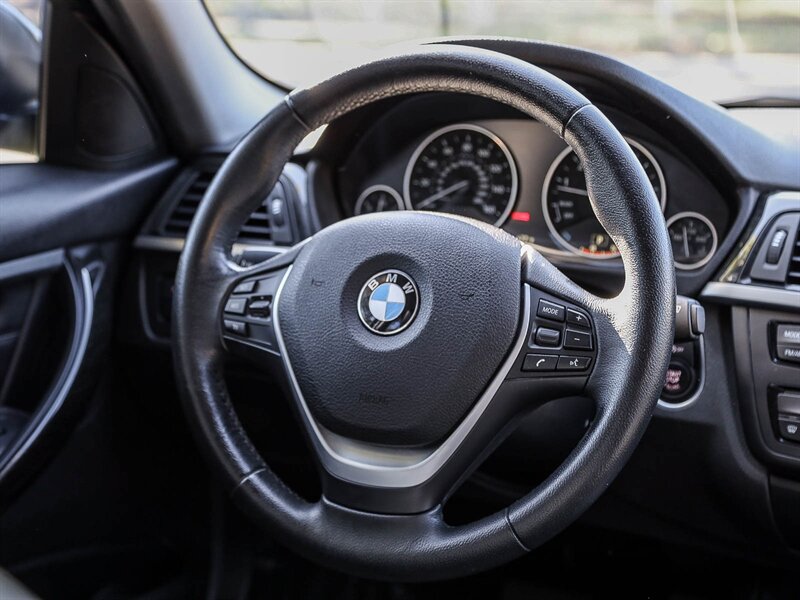 Used 2015 BMW 328i Sedan RWD image 21