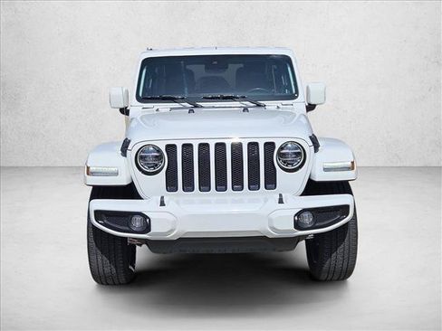 Used 2021 Jeep Wrangler Unlimited Sahara AWD/4WD image 2