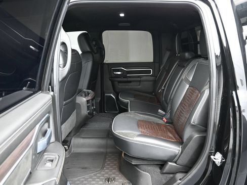 Used 2025 RAM 3500 Laramie w/ Night Edition AWD/4WD image 11