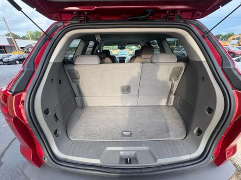 Used 2012 Chevrolet Traverse LT FWD image 9