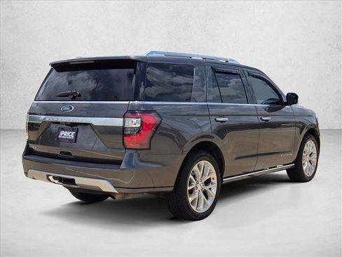 Used 2019 Ford Expedition Platinum RWD image 5