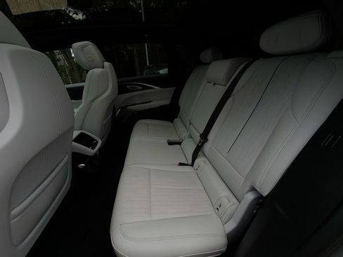 Used 2024 Cadillac Lyriq Luxury w/ LPO, Floor Liner Package AWD/4WD image 24