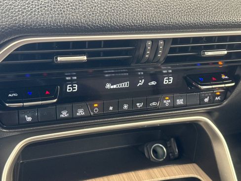 Used 2024 MAZDA CX-90 3.3 Turbo w/ Preferred Package image 20