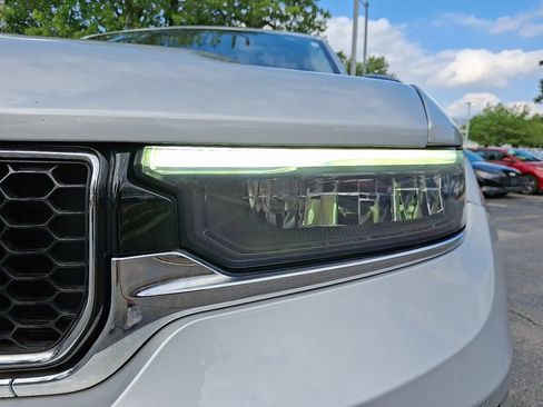Used 2021 Jeep Grand Cherokee L Overland w/ Luxury Tech Group IV AWD/4WD image 9